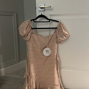 princess Polly wrap dress NWT